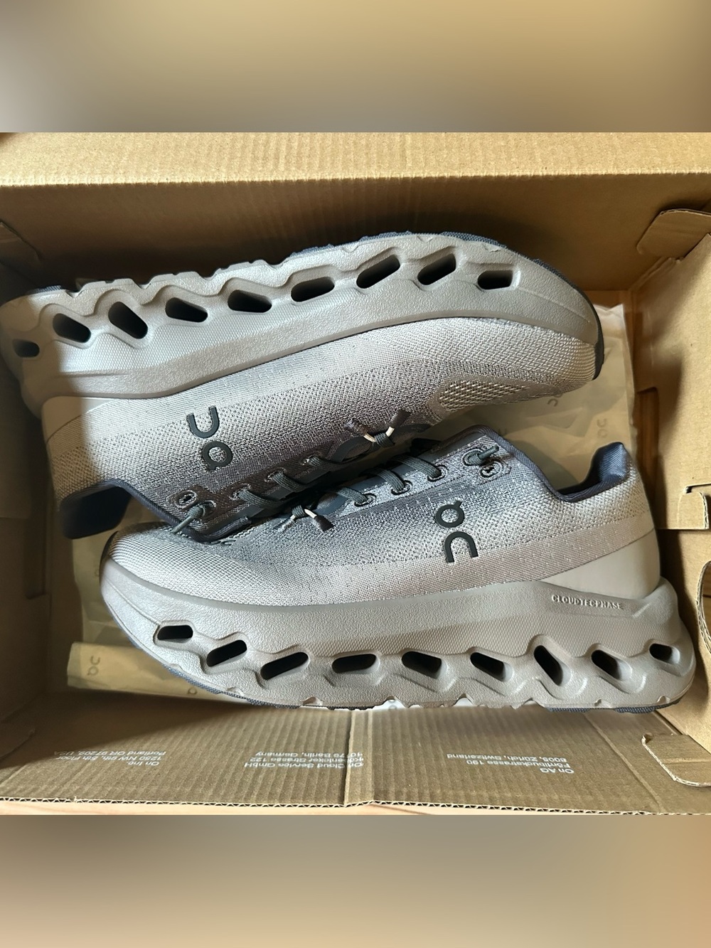 On CloudTilt Women’s 8*